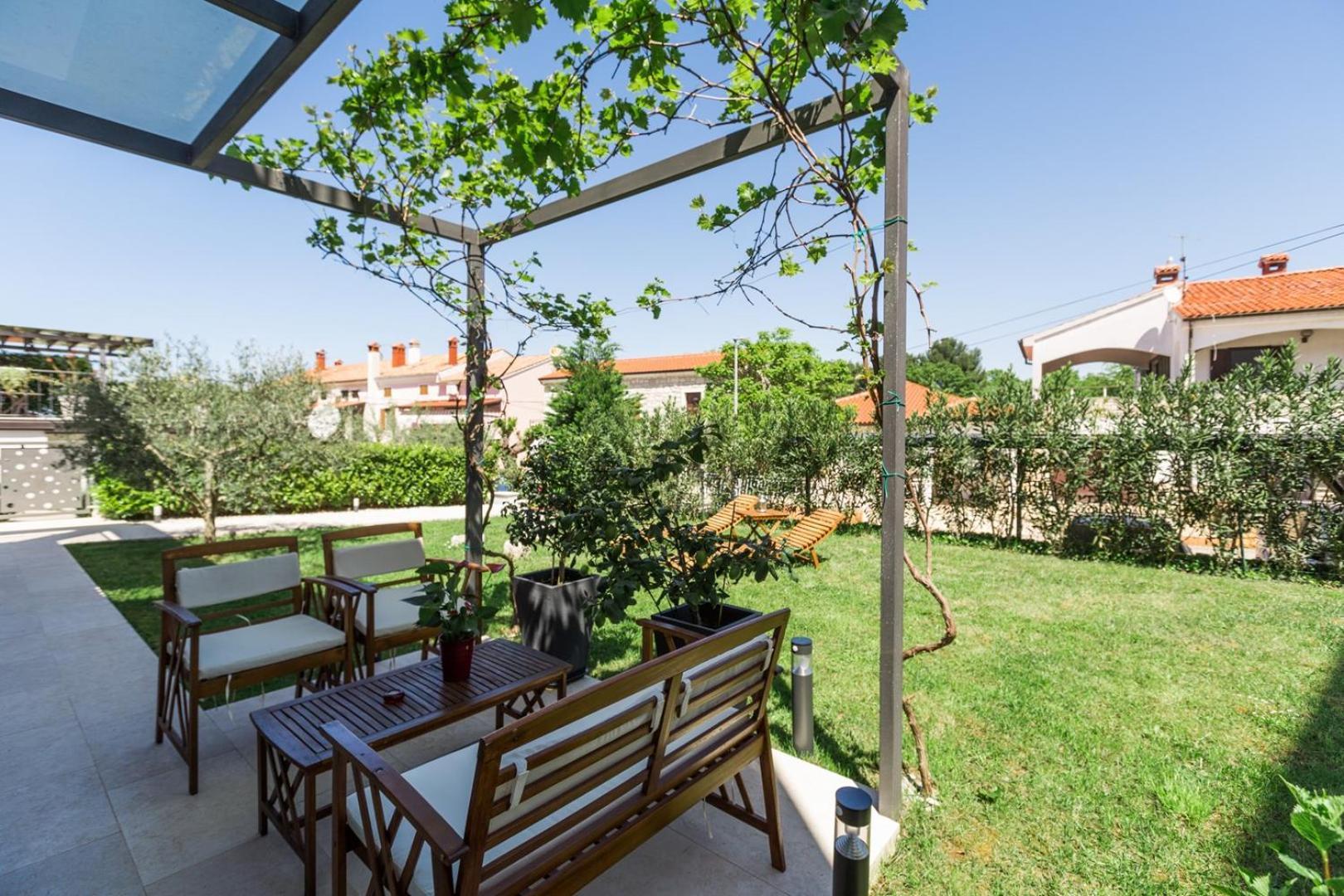 Riva Garden Exclusive Apartment ฟุนตานา ภายนอก รูปภาพ